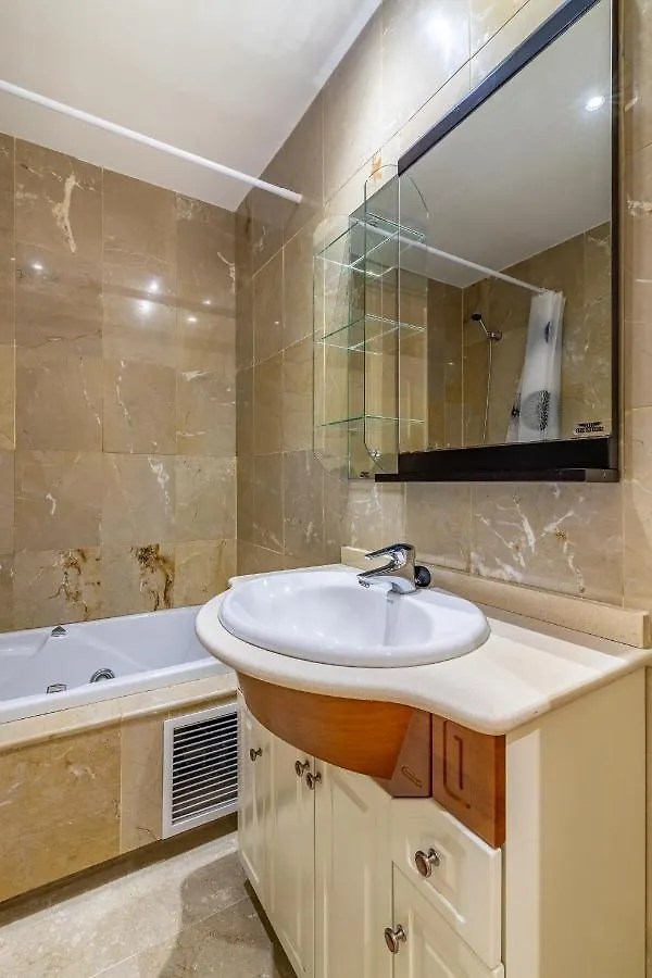 Apartment Cozy 2-Bedroom Beachfront Retreat In Estepona Spain